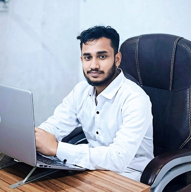 621808621_877452211703713_9094402797630394281_n